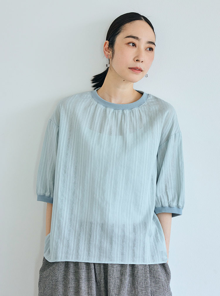 からみ織のプルオーバー／羽織りブラウス