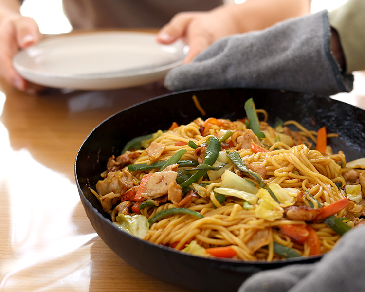 お昼の主役になる鉄鍋料理