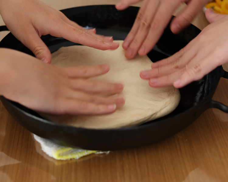 お昼の主役になる鉄鍋料理