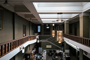 約150万冊の蔵書数を誇る貴重資料の宝庫を、ひらく。