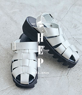 HEPのサンダル