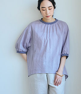 からみ織のプルオーバー／羽織りブラウス