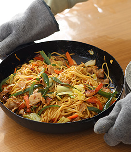 休日お昼の鉄鍋生活