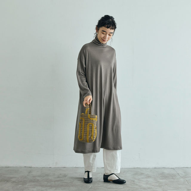 中川政七商店 ウールのタートルワイドプルオーバー レッド 赤 ウールのタートルワイドプルオーバー｜衣料品｜中川政七商店