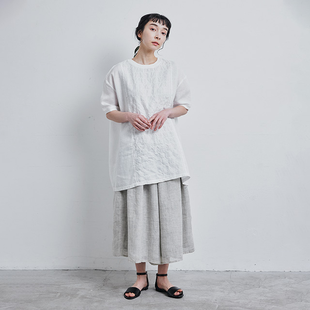 格子刺繍の麻布Ｔシャツチュニック｜衣料品｜中川政七商店 公式サイト