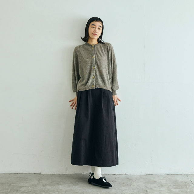 防縮ウールのブークレヤーンカーディガン