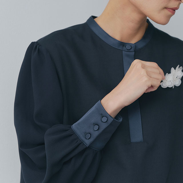 リネンコットンとサテンのワンピース