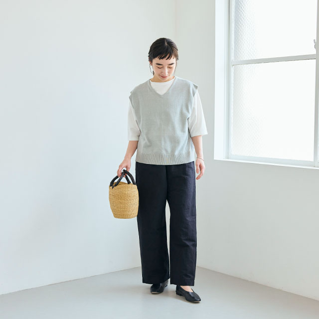 綿麻のニットベスト