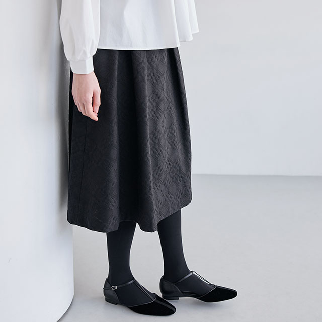 ジャカード織のスカート 菱紋