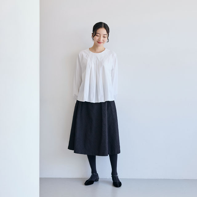 ジャカード織のスカート 菱紋