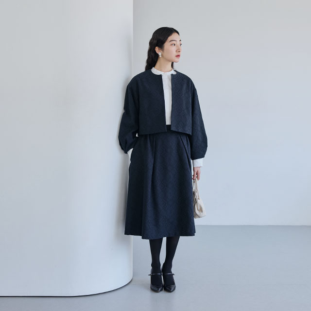 ジャカード織のスカート 菱紋