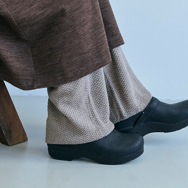 レギンスとパンツの長所を掛け合わせ