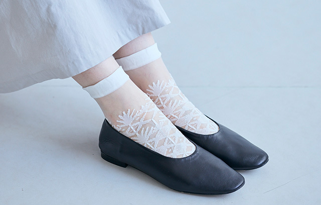 しめつけない、やさしい履き心地