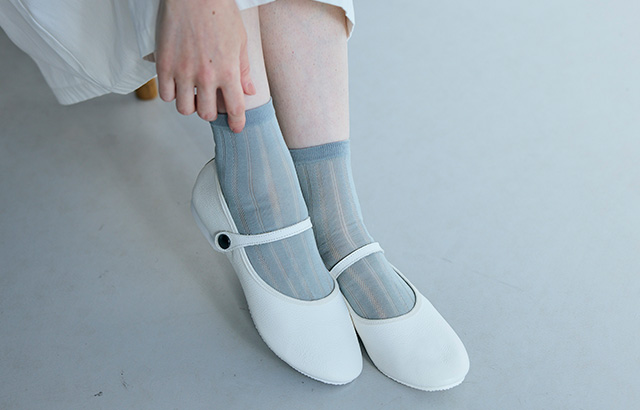 しめつけない、やさしい履き心地