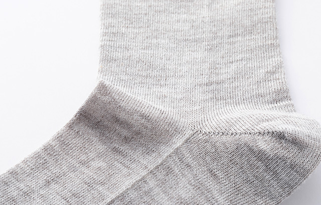 麻と絹の掛け合わせで涼やかに心地よく