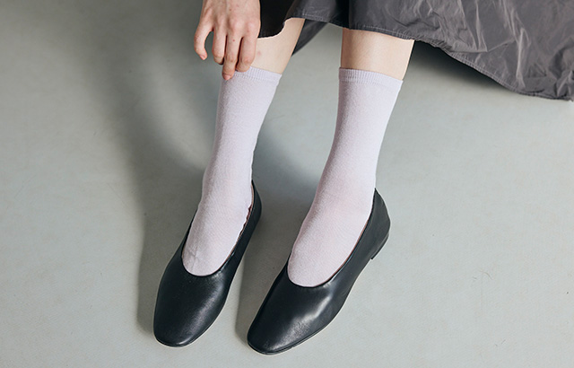 しめつけない、やさしい履き心地