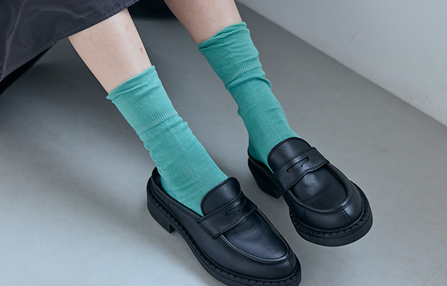 しめつけない、やさしい履き心地