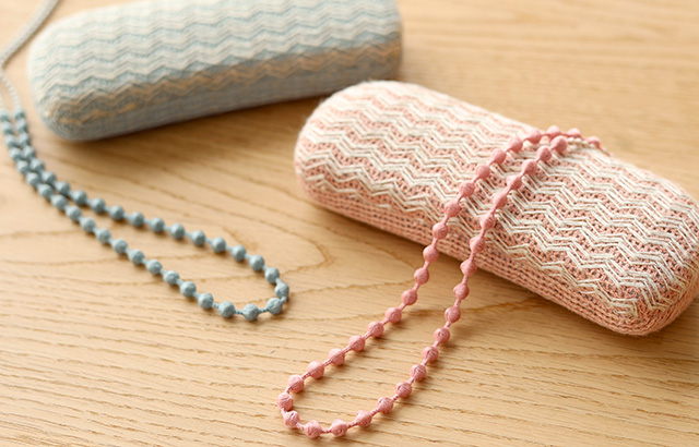 ケースとおそろいで使える別注のカラー