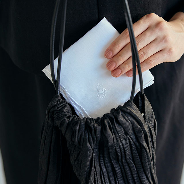 麻のハンカチ スカラップ