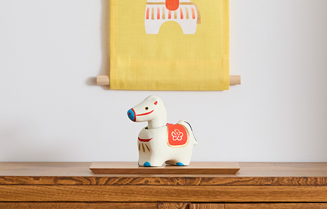 手仕事による素朴で愛らしい表情の張子