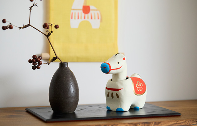 手仕事による素朴で愛らしい表情の張子