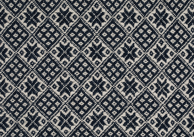 素朴で表情豊かな「文様織」の生地