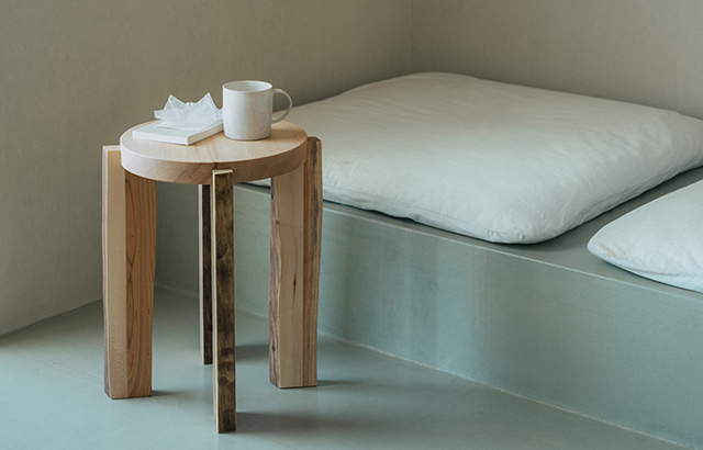 様々な用途に使える「木端（こば）の椅子」