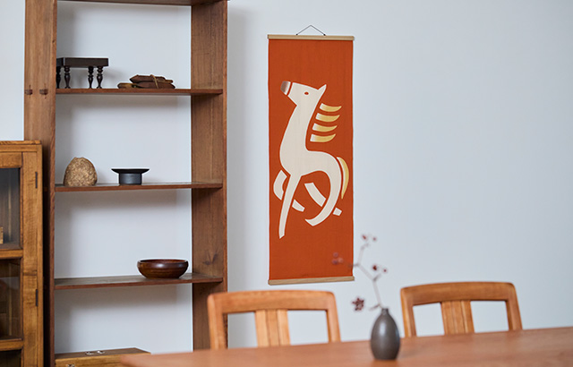 表も裏も縁起よく飾れる干支の絵柄