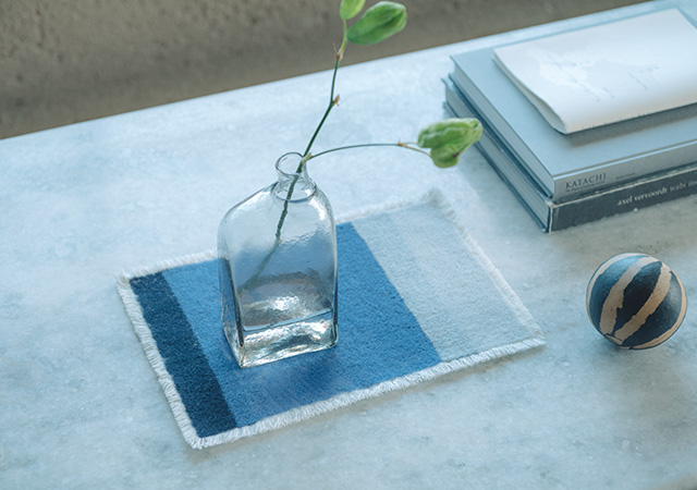 花器やオブジェの敷布に