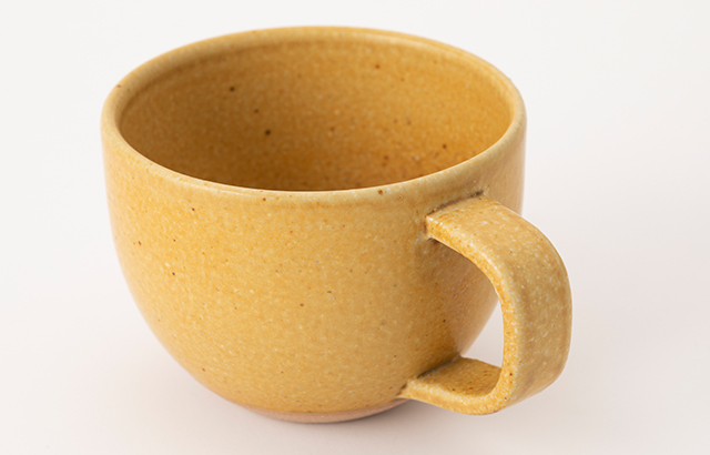 信楽焼のマグカップ