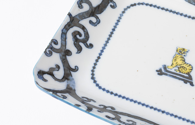 手仕事によるにじみやかすれが味わい深い「印判」の技法