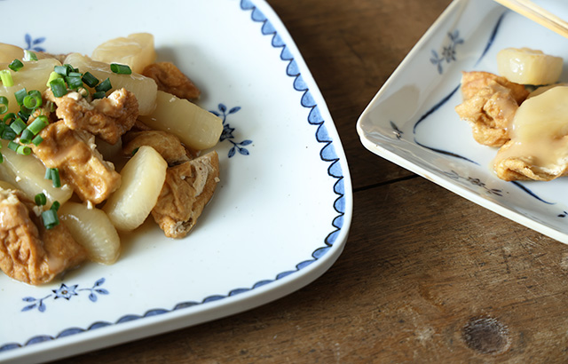 手仕事によるにじみやかすれが味わい深い「印判」の技法