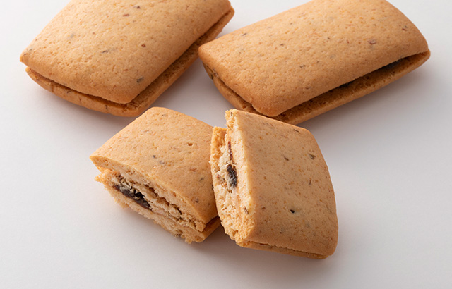 桜がふわりと香り、バターが後を引く味わい