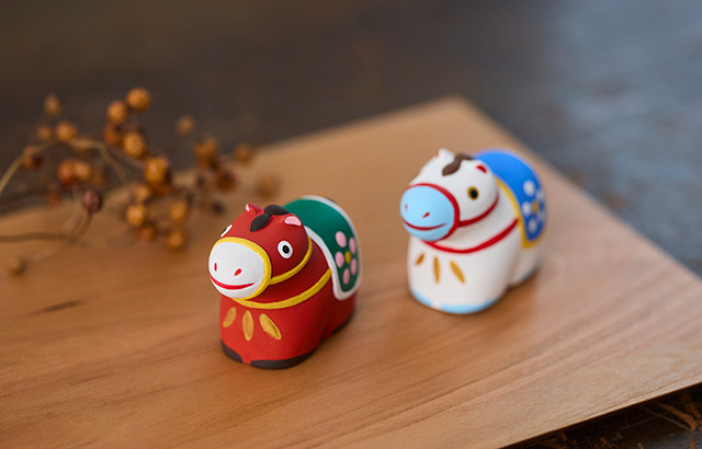 陶器のお飾りにもなる招福おみくじ