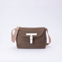 213　ダークブラウン