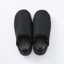 発熱綿(わた)のルームシューズ