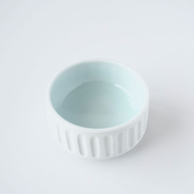 青白磁 花器 200　FEW