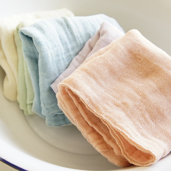 「上品で淡い色の」花ふきん　7枚セット（箱入り）