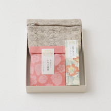 ラッセル編みのポーチ/植物の香りのハンドクリーム ツバキ/番茶 小袋