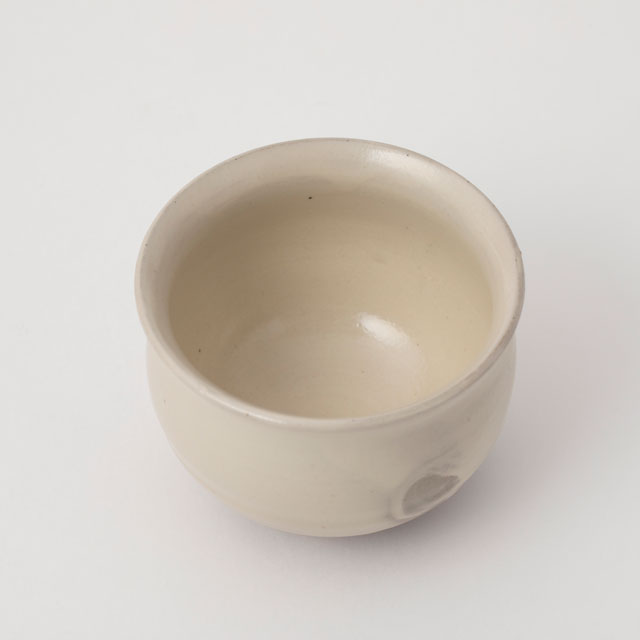 茶ノ吉　烏龍茶 / ふくら湯呑 信楽焼 指紋粉引