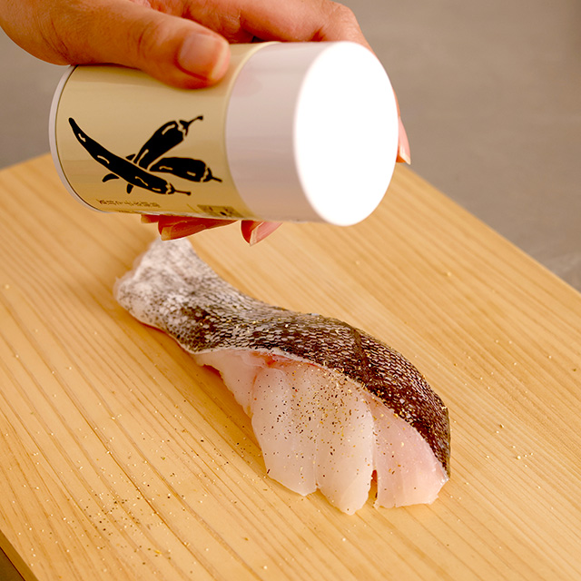 国産素材の薬味味噌・国産素材の薬味麦塩麹・「彩り豊かな」花ふきん 水仙・かや織ふきん あられ黄