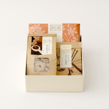 産地のおやつ ぼうろ・番茶 小袋・「彩り豊かな」花ふきん