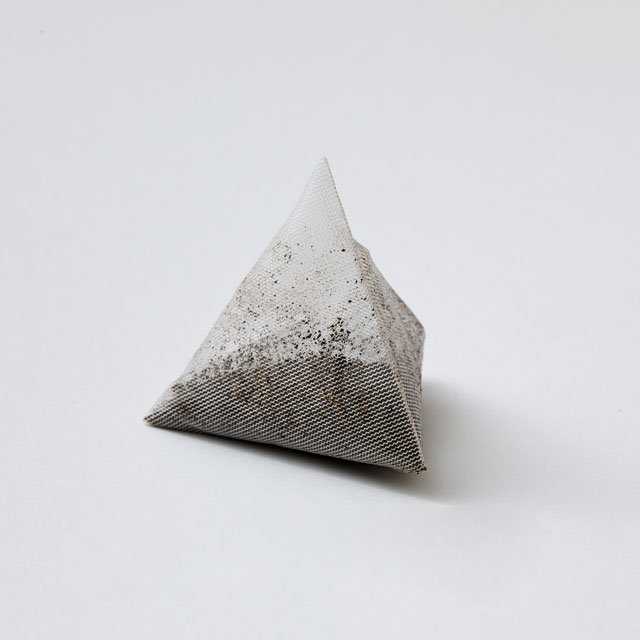 産地のおやつ ぼうろ・番茶 小袋・「彩り豊かな」花ふきん