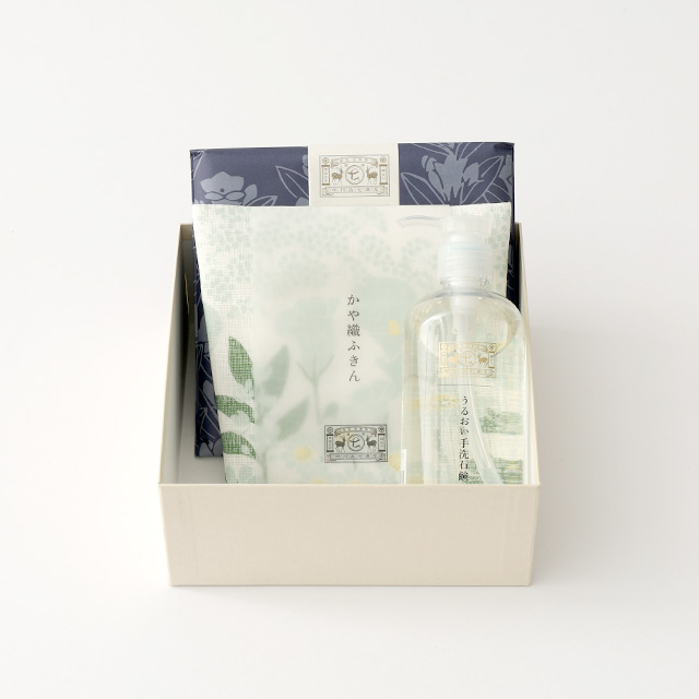 うるおい手洗石鹸・かや織ふきん 花束・「彩り豊かな」花ふきん