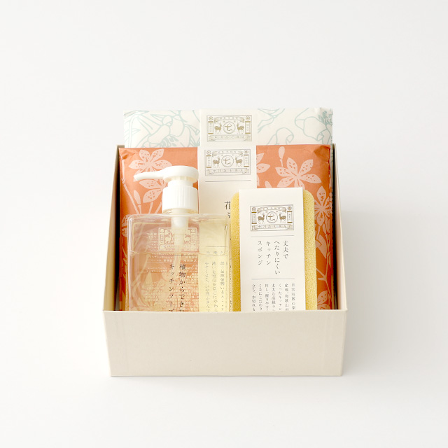 植物からできたキッチンソープ 角ボトル・丈夫でへたりにくいキッチンスポンジ・「彩り豊かな」花ふきん