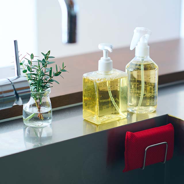 植物からできたキッチンソープ 角ボトル・丈夫でへたりにくいキッチンスポンジ・「彩り豊かな」花ふきん