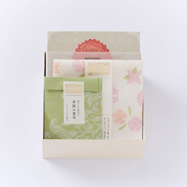 カーネーションの最中フロランタン／かや織ふきん　春の花紋様／番茶 小袋  春摘み番茶