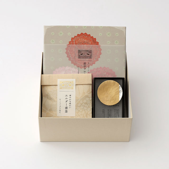 カーネーションの最中フロランタン／竹の節ブローチ／番茶 小袋 エルダー番茶（NH45）