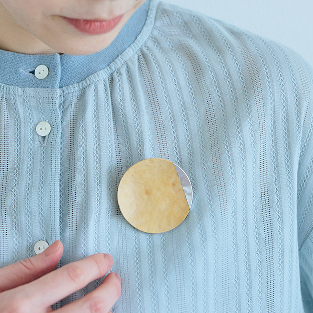 カーネーションの最中フロランタン／竹の節ブローチ／番茶 小袋 エルダー番茶（NH45）