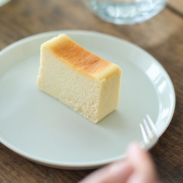 【予約商品・WEB限定・数量限定】ocasi 抹茶チーズケーキ+シルクチーズケーキ　ハーフ単品（ジャム無し）